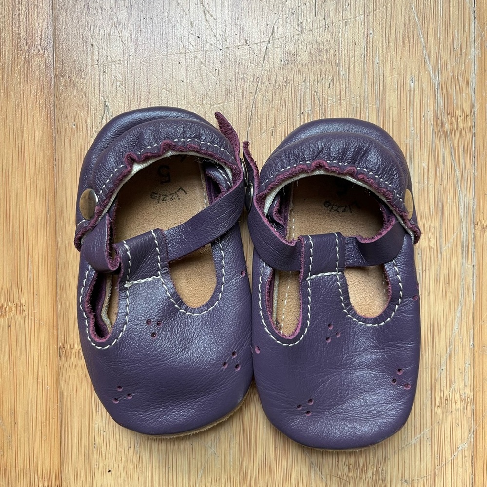 Lizzie Homemade Purple Leather Baby Walker Shoes - 18-24 mo with Vibram soles